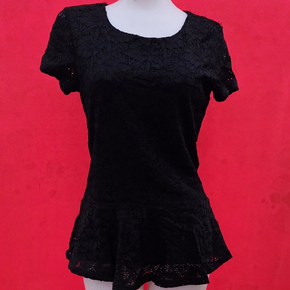 Bobeau Black Lace Peplum Blouse Small